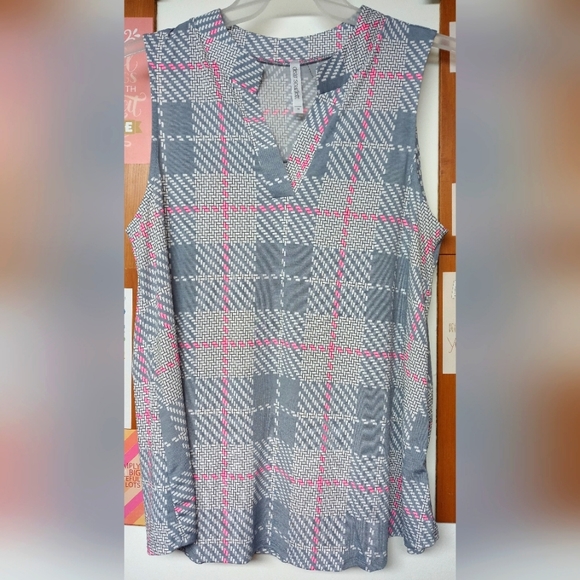 NWOT Dear Scarlett size Small top - Picture 1 of 4